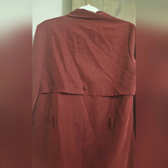 KESTAN Hawthorne Burgundy Trench coat. Size medium NWT - Picture 11 of 11
